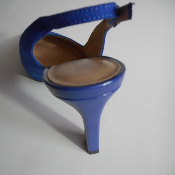 NEW UNISA Blue Velour Fabric Sling back Sandals - Picture 3 of 4